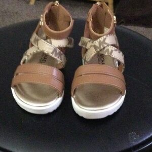 Kids Brown Strappy Sandals with Patterned Cross Straps